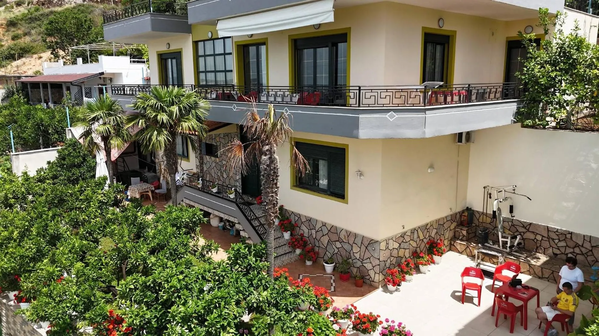 Villa Meminaj Vlorë 0*,