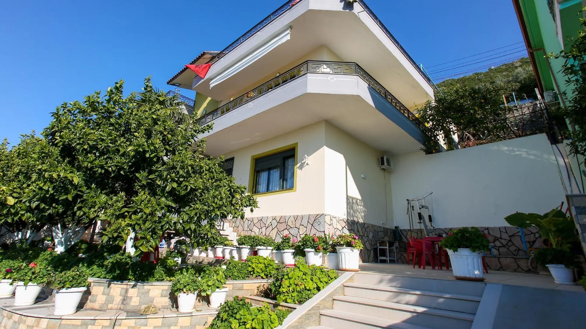 Villa Meminaj Vlorë