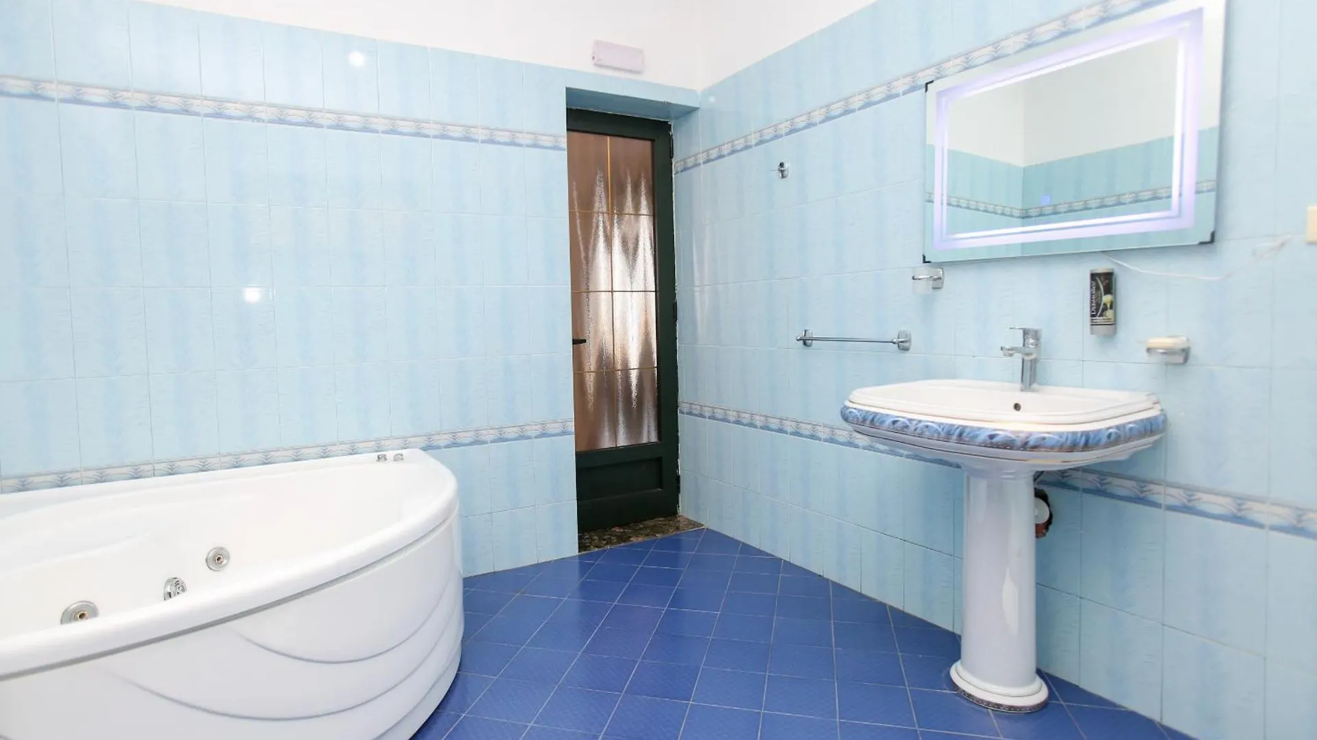 Villa Meminaj Vlorë